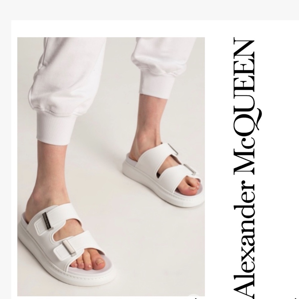 ALEXANDER MCQUEEN RUBBER SLIDES WITH LOGO Silver Logo size 40